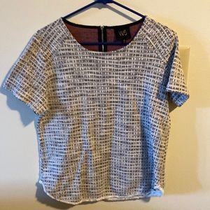W5 M black and white top with white fringe trim waist